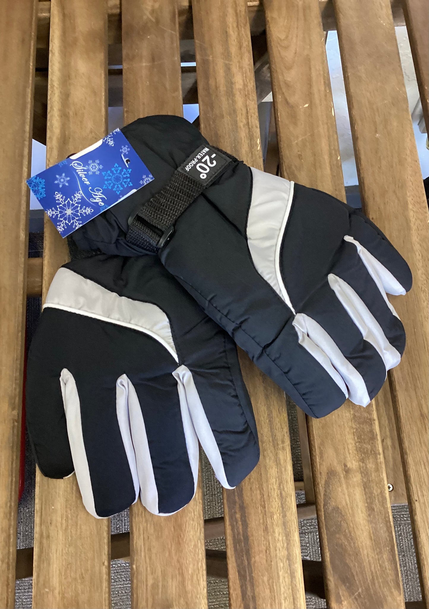 Adult Gloves Black & White