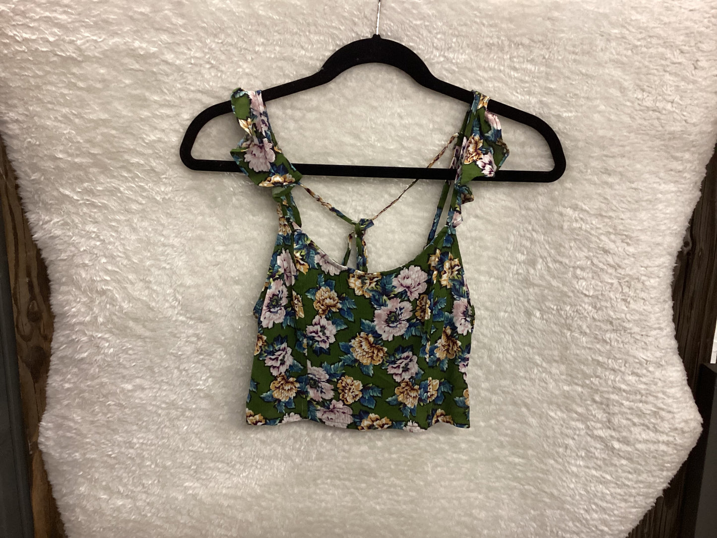 Live to be Spoiled Floral Tank Womens size Medium