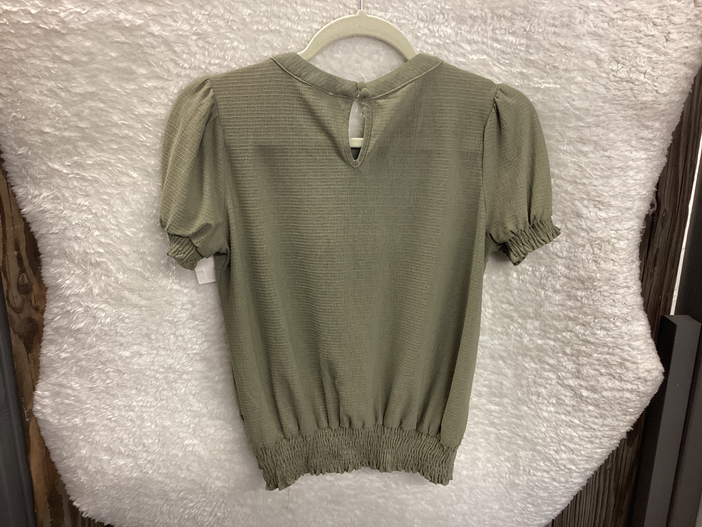Mine top Womens size Small