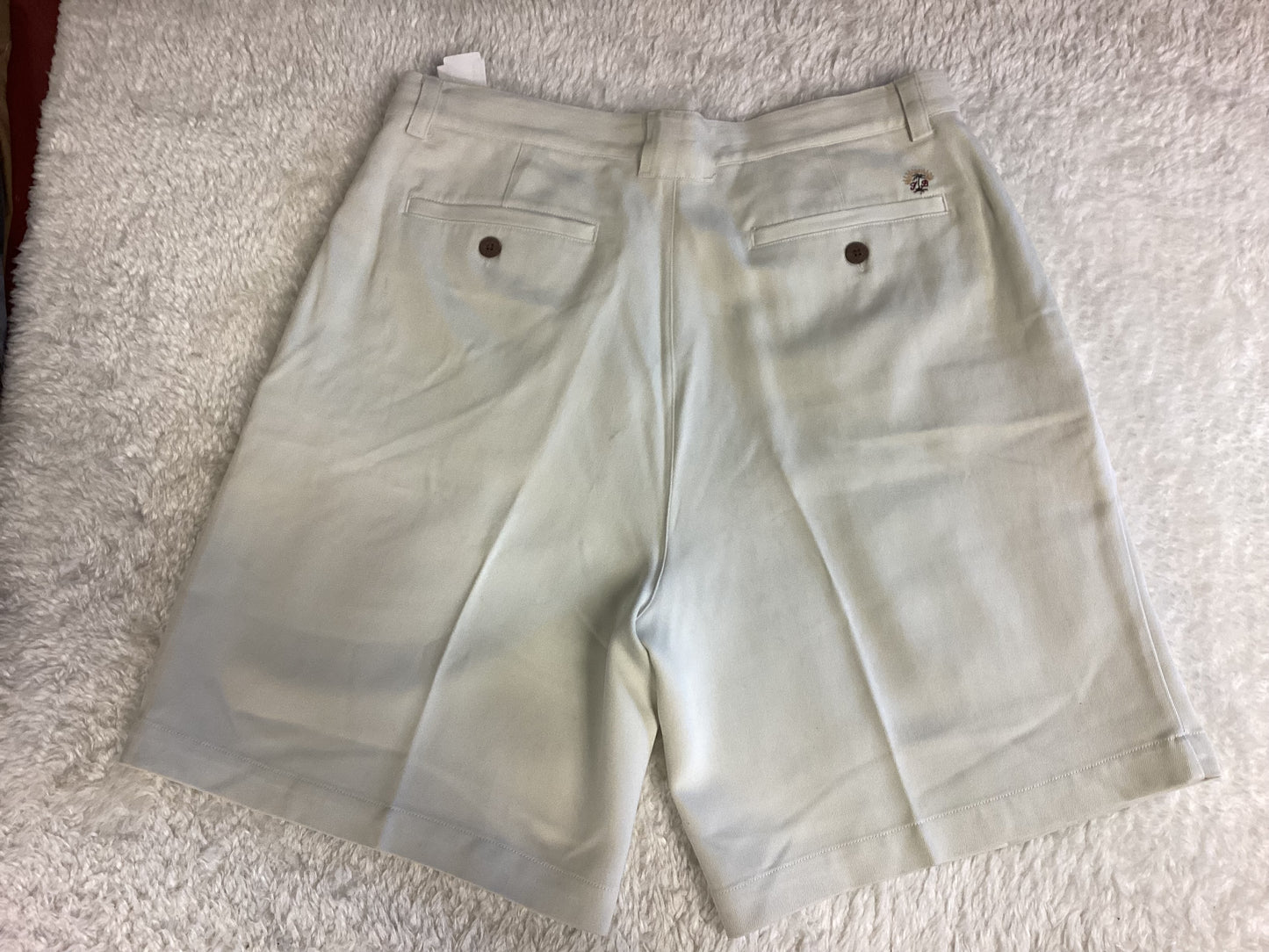 Tommy Bahama Shorts Mens size 34