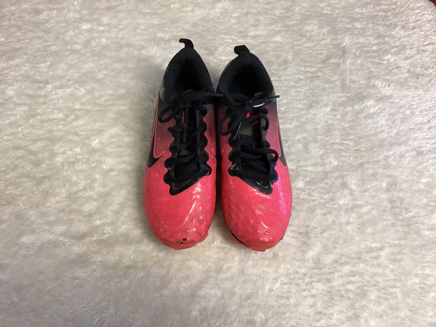 Nike Fastflex Cleats Size 5
