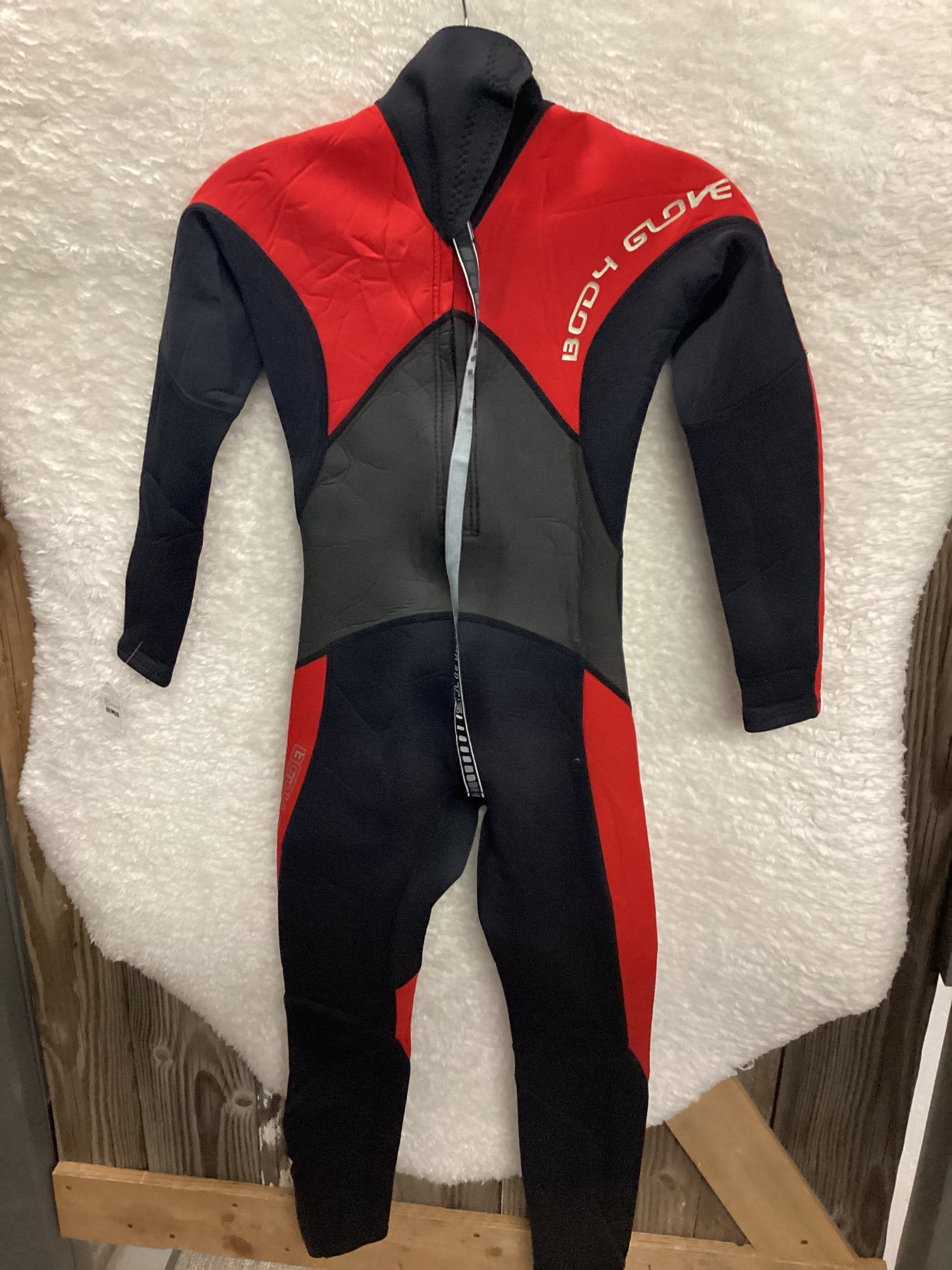 Body Glove 3.2mm Wetsuit Youth size 8