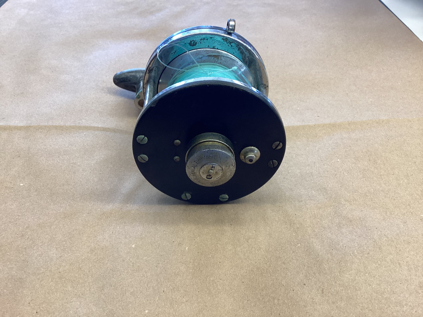 Pflueger 2048 Sea-Vue Fishing Reel