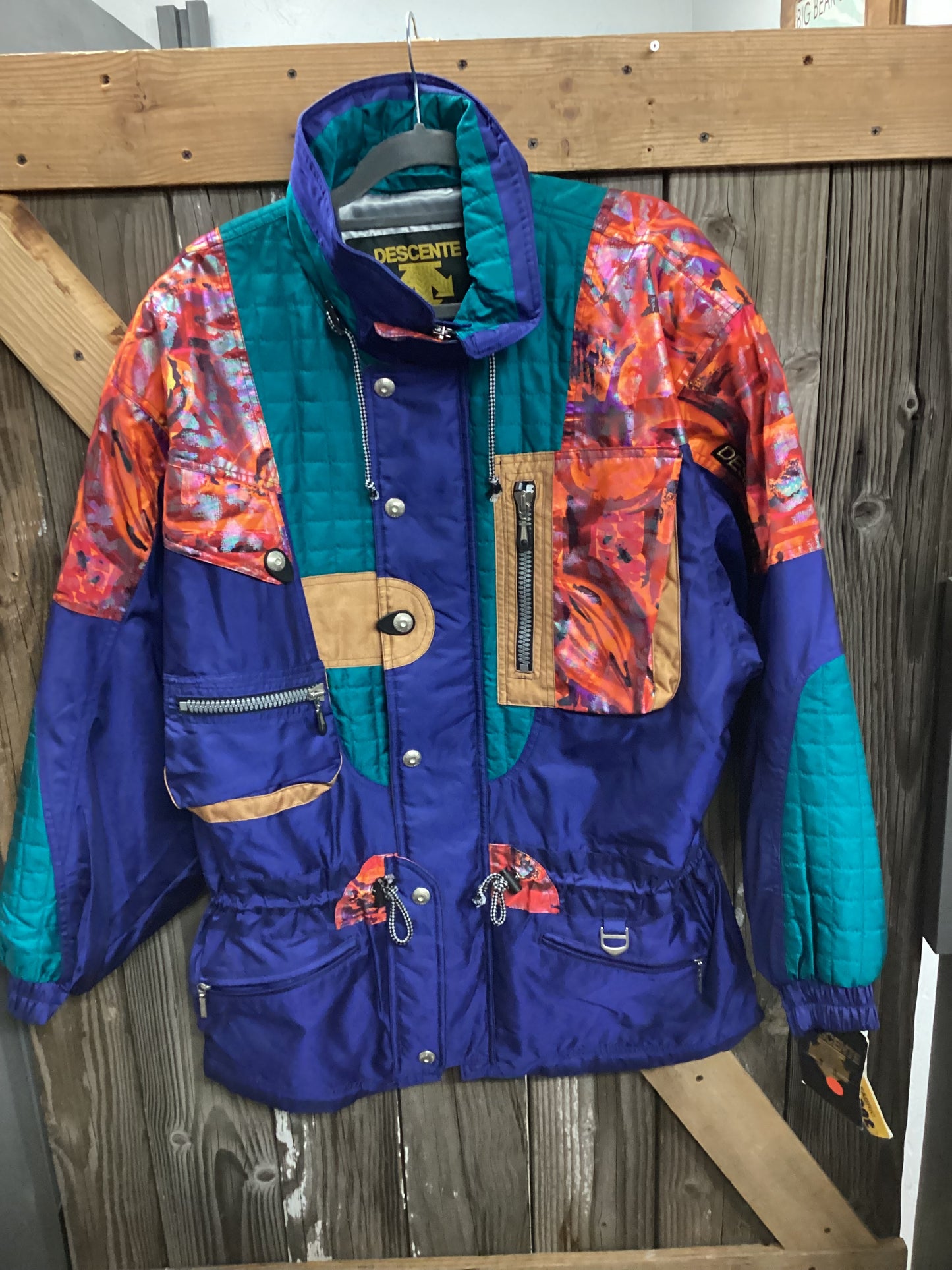 NWT Vintage Descente Ski Jacket Womens size Medium