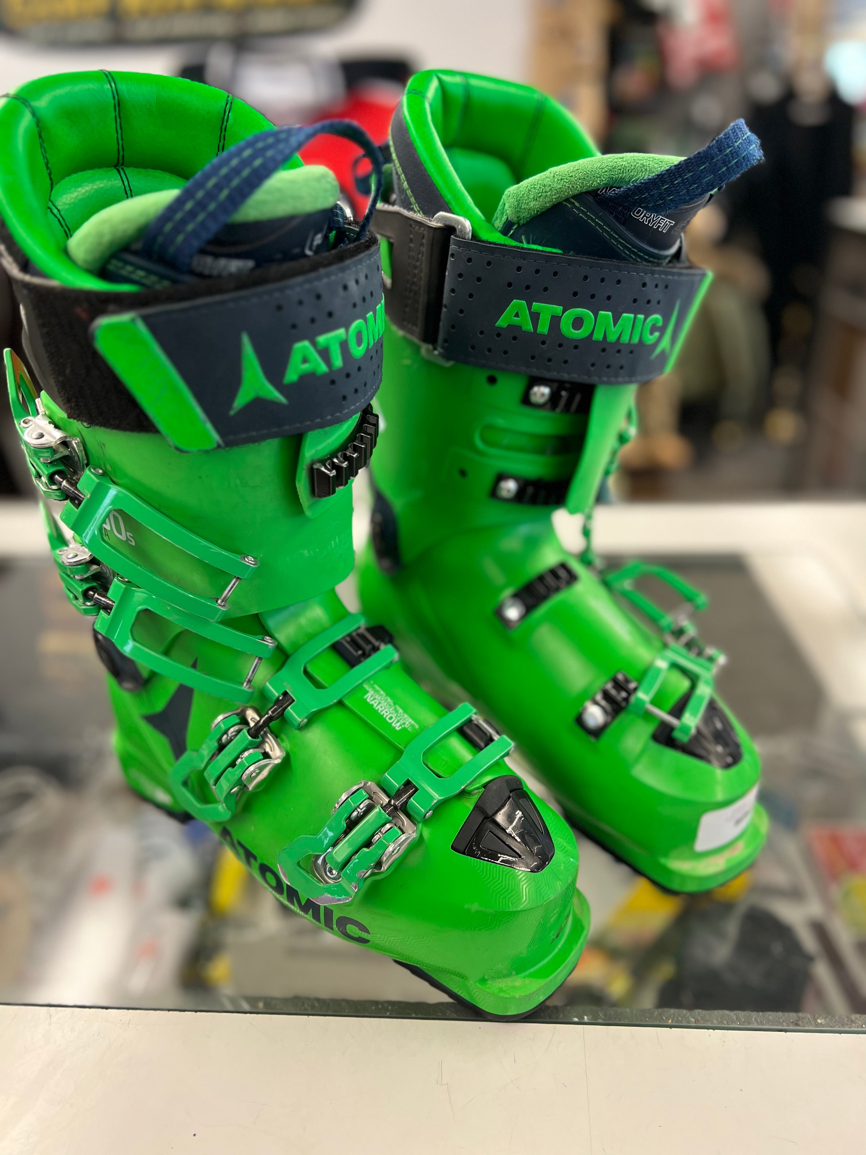 Green 2025 ski boots