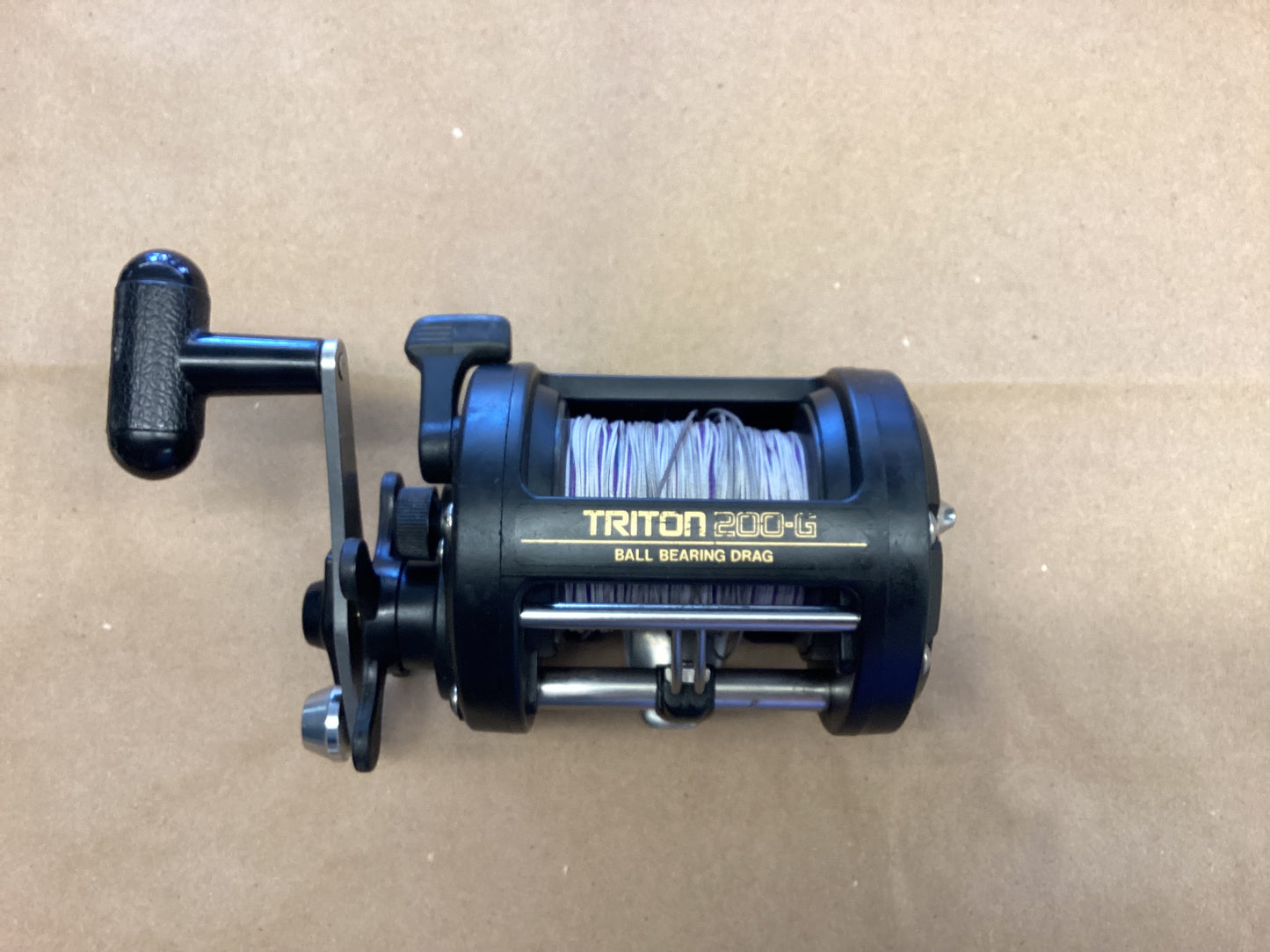 Shimano Triton 200-G Fishing Reel