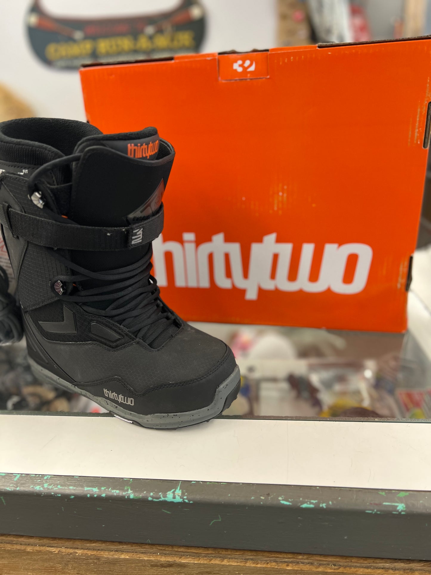 Thirty-Two Snowboard boots